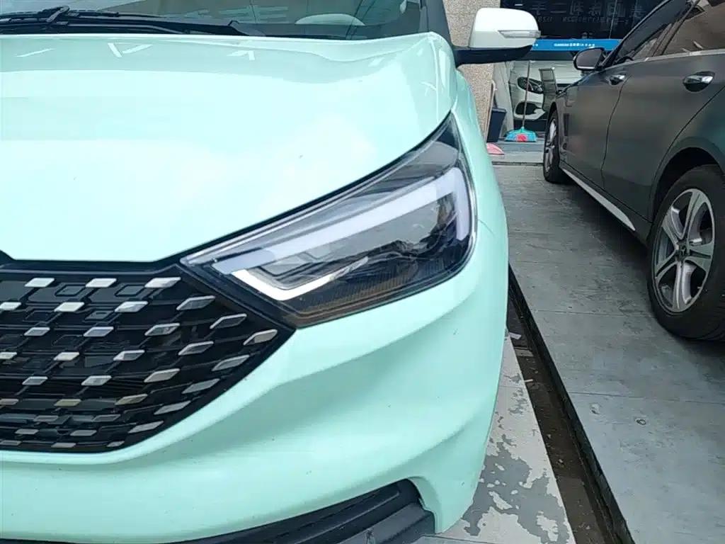Yizhi EV3 2023 Youth Edition 320KM Comfort Model — миниатюра 24