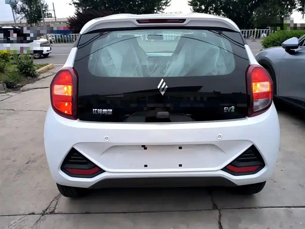 Yizhi EV2 2026 PLUS+ Comfort Model — миниатюра 6