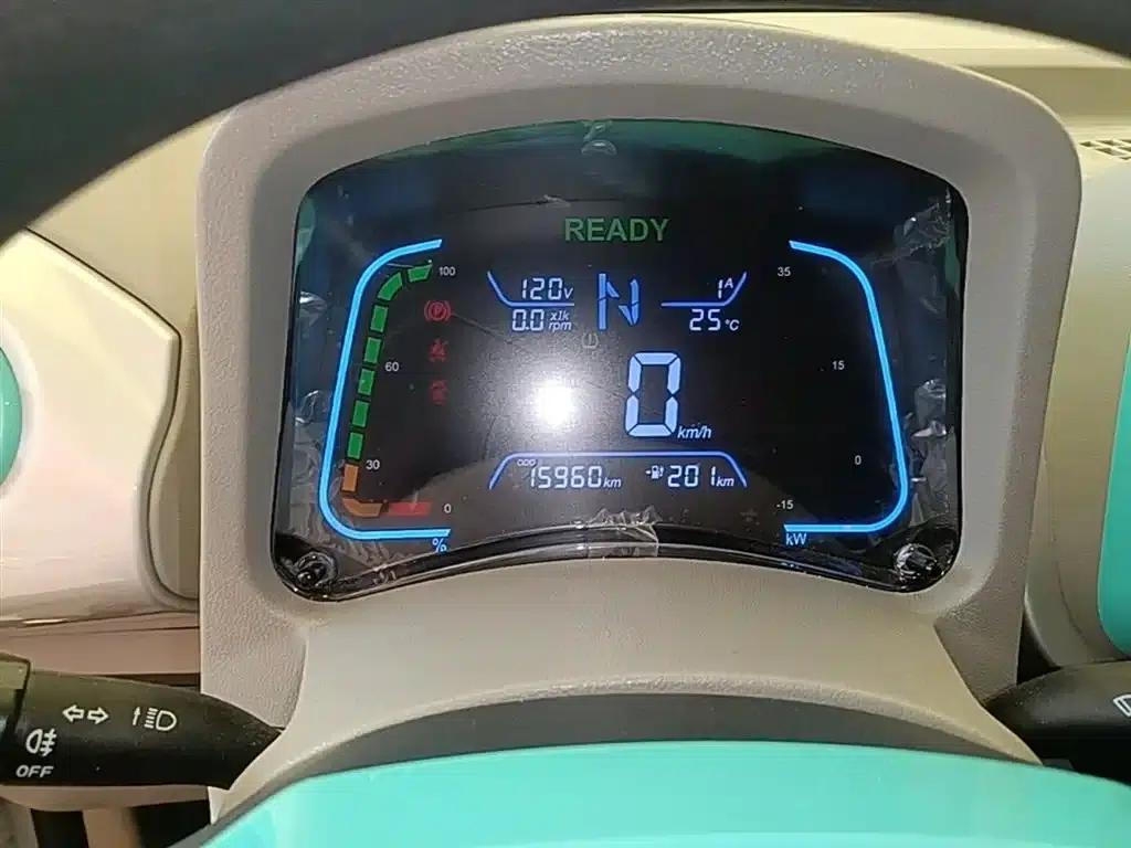 Yizhi EV2 2023 Auspicious Edition 201km Comfort Model — миниатюра 12
