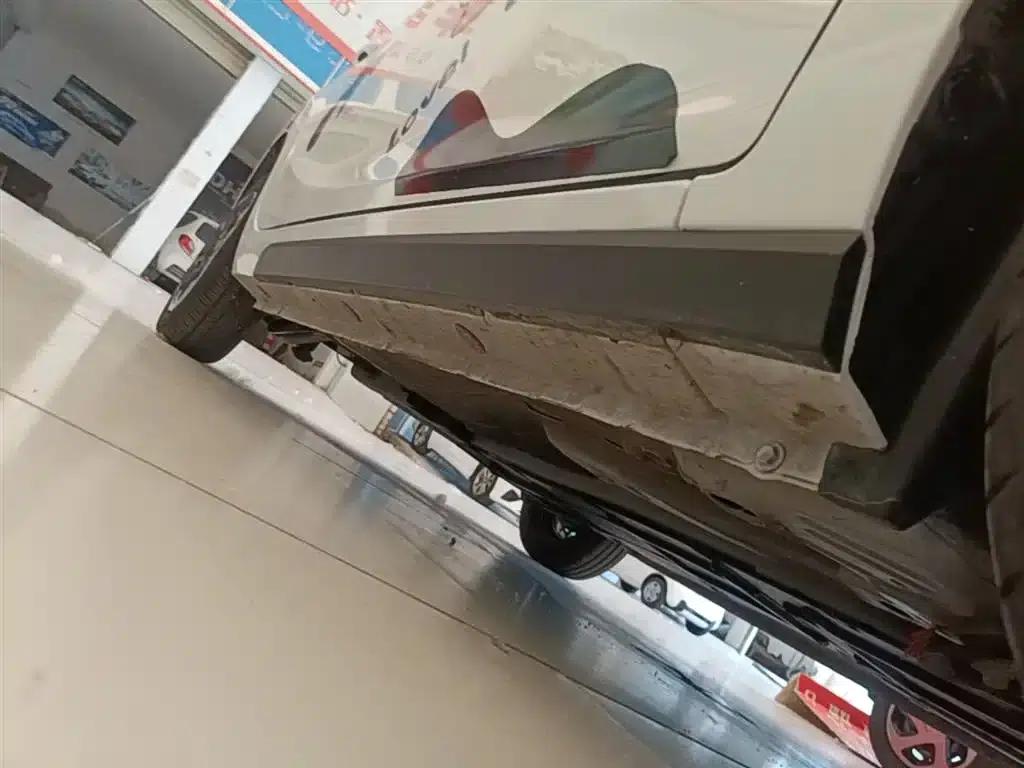 Yizhi EV2 2023 Auspicious Edition 201km Comfort Model — миниатюра 21