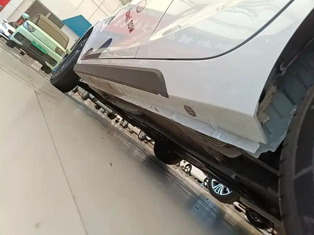 Yizhi EV2 2023 Auspicious Edition 201km Comfort Model — миниатюра 22