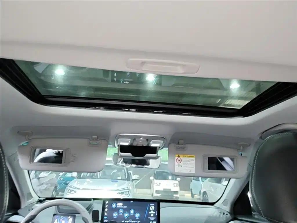 Geely Geometry A 2019 High-Dimension Standard Range Cube Edition — миниатюра 18