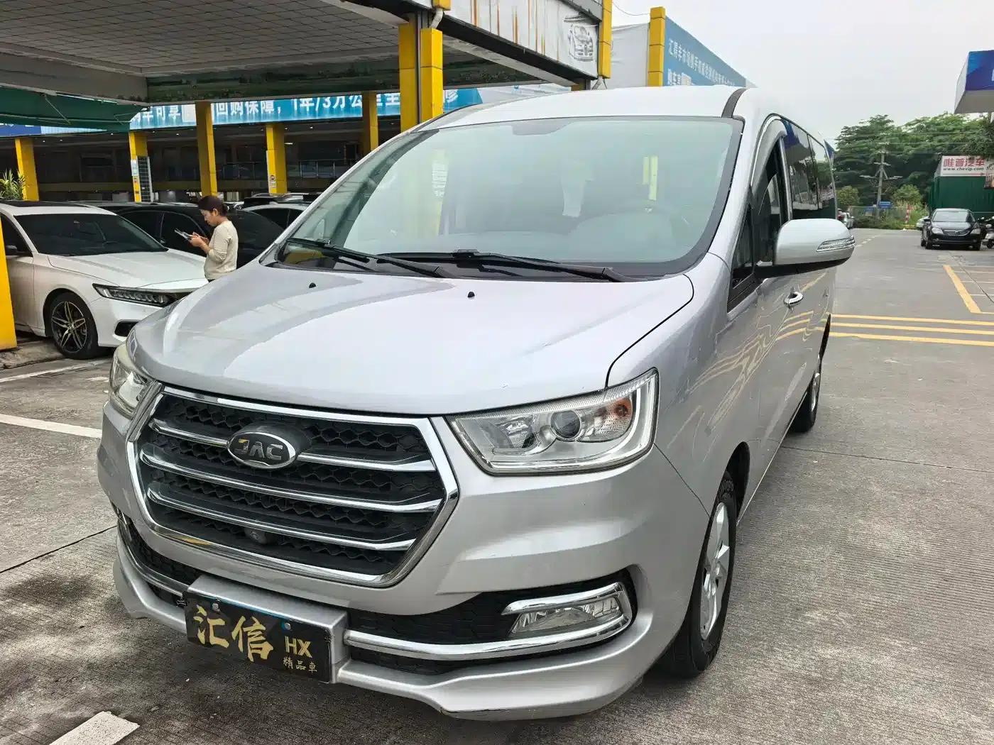 Refine M4 2016 2.0L Manual Comfort Model — миниатюра 1