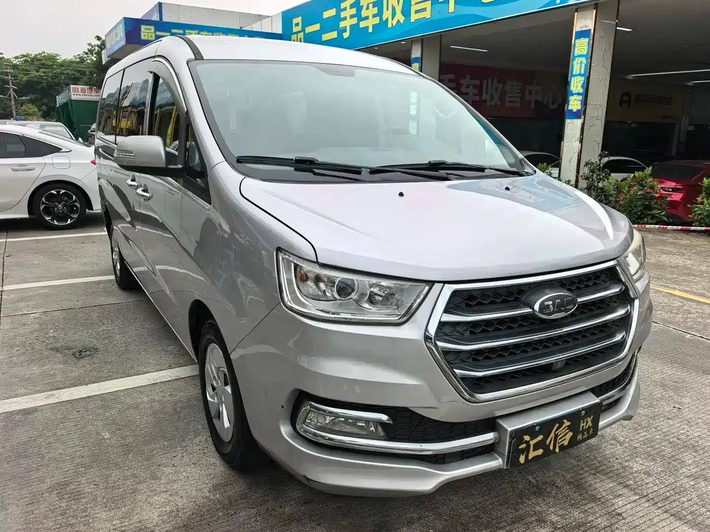 Refine M4 2016 2.0L Manual Comfort Model — миниатюра 3
