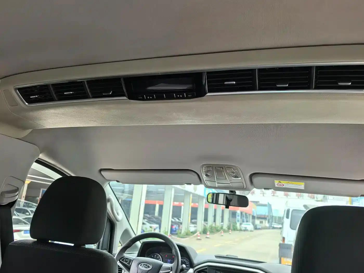 Refine M4 2016 2.0L Manual Comfort Model — миниатюра 9