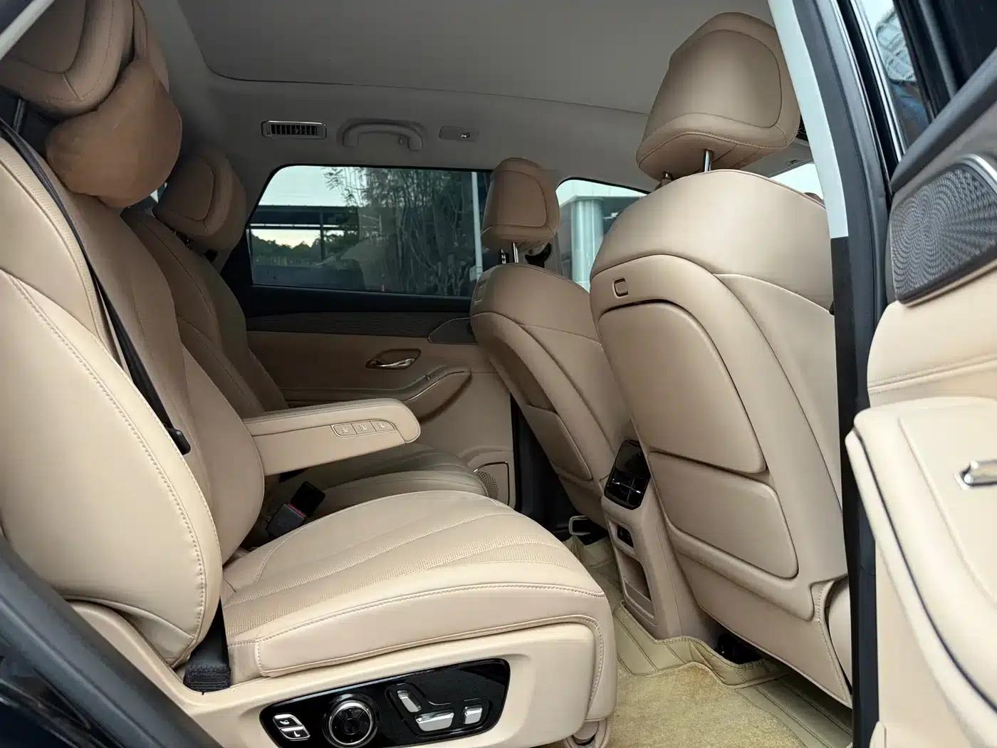 Jetour Mountain & Sea L9 2025 1.5TD 2DHT Luxury Edition 6-seater — миниатюра 13