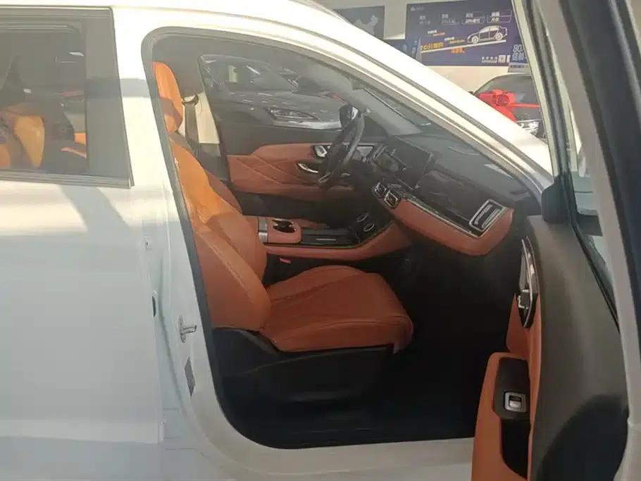 Jetour Mountain & Sea L7 2024 Model 1.5T 120km ULTRA 7-Seater — миниатюра 8