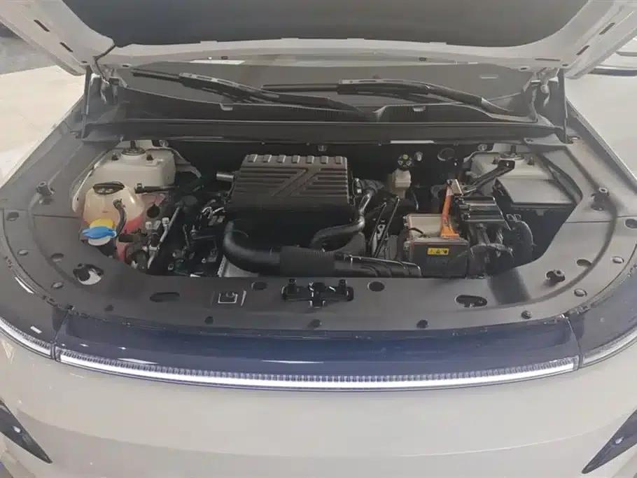 Jetour Mountain & Sea L7 2024 Model 1.5T 120km ULTRA 7-Seater — миниатюра 10