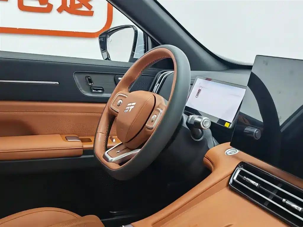 Jetour Mountain & Sea L7 PLUS 2026 Model 220km Luxury Edition 5-Seater — миниатюра 22