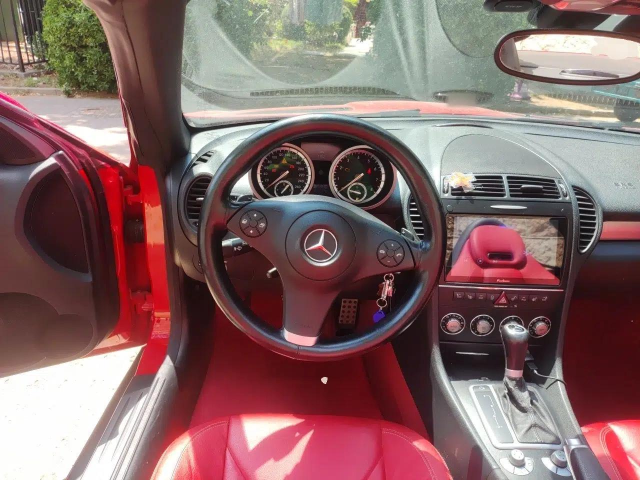 Mercedes-Benz SLK-Class 2010 SLK 200K — миниатюра 11