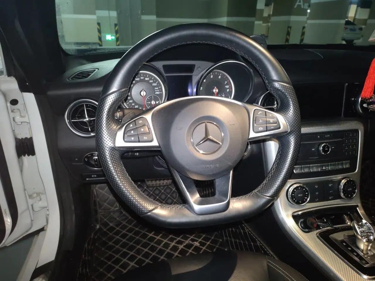 Mercedes-Benz SLC 2016 SLC 200 Dynamic Edition — миниатюра 11