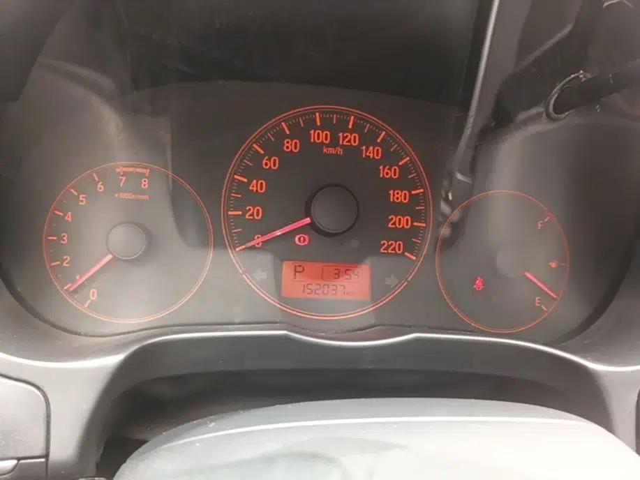 Honda Greiz 2016 1.5L CVT Classic Edition — миниатюра 14