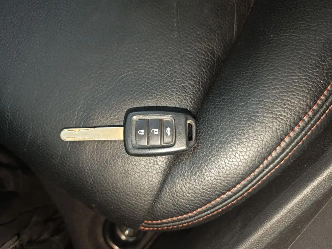 Honda Greiz 2016 1.5L CVT Fashion Edition — миниатюра 22