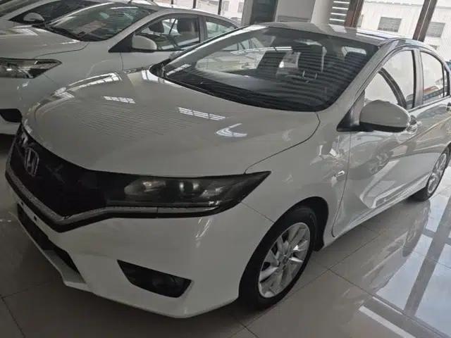 Honda Greiz 2016 1.5L CVT Fashion Edition