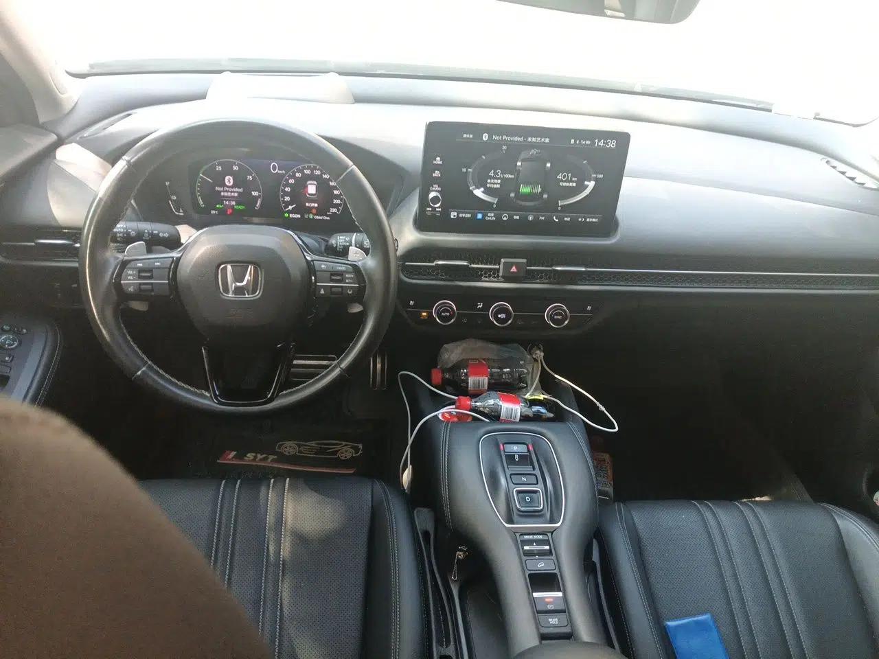 Honda ZR-V 2023 2.0L eHEV Sharp - Deluxe Edition — миниатюра 10