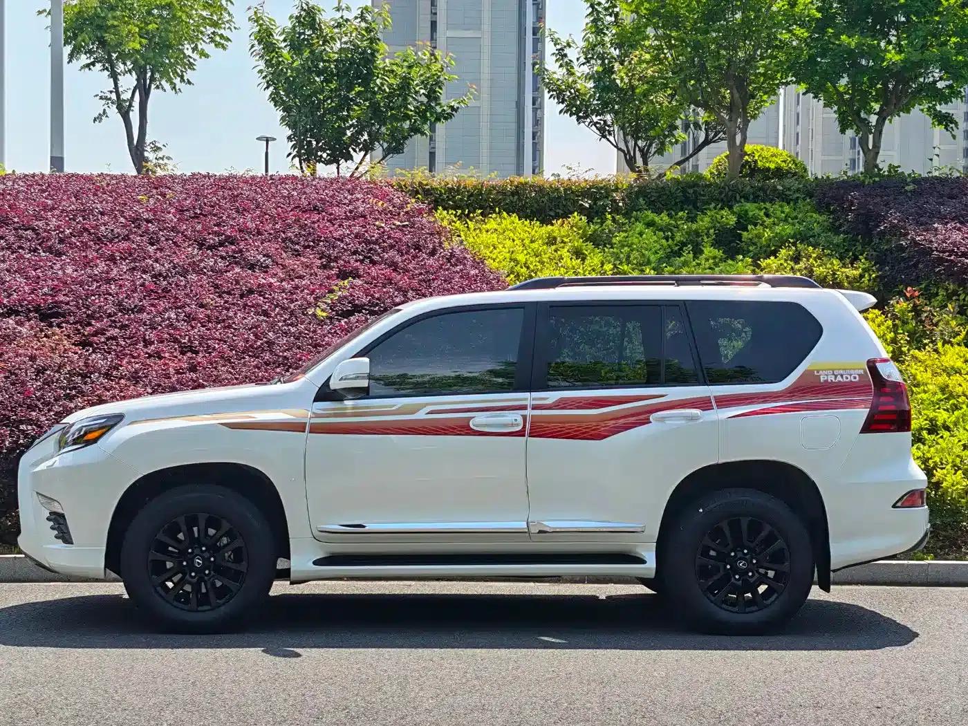 2022 Lexus GX 460 US Spec — миниатюра 3