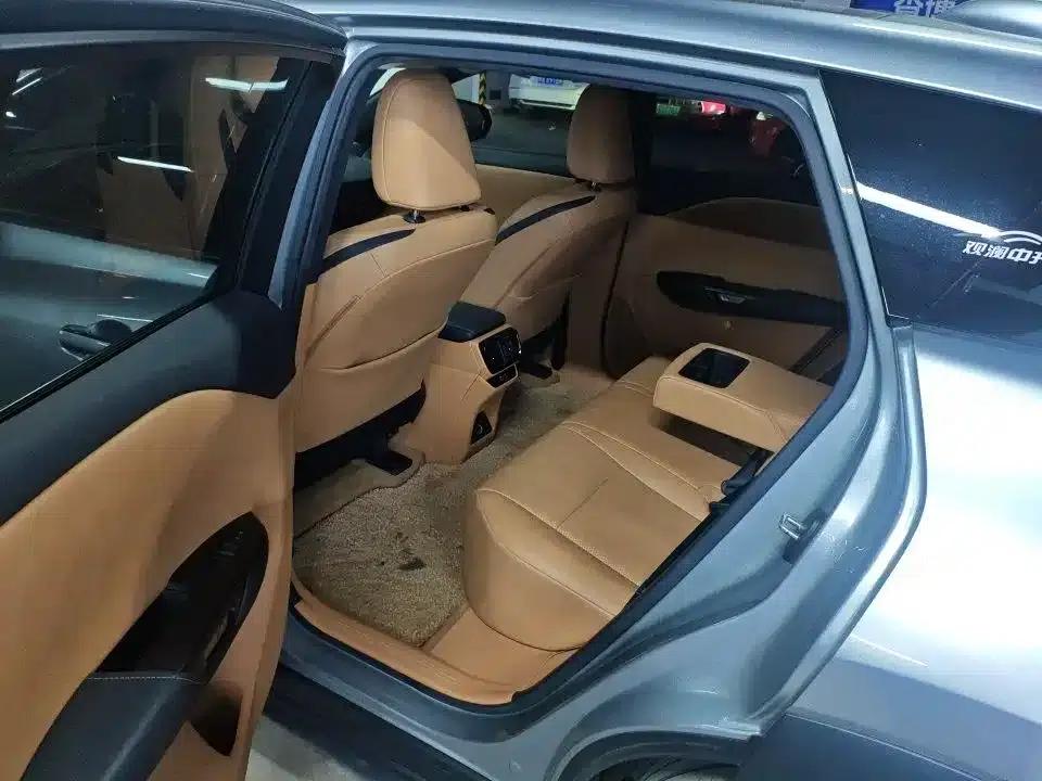 Lexus RZ 2023 450e AWD Luxury Edition — миниатюра 5