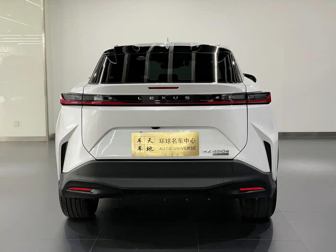 Lexus RZ 2023 450e AWD Luxury Edition — миниатюра 5
