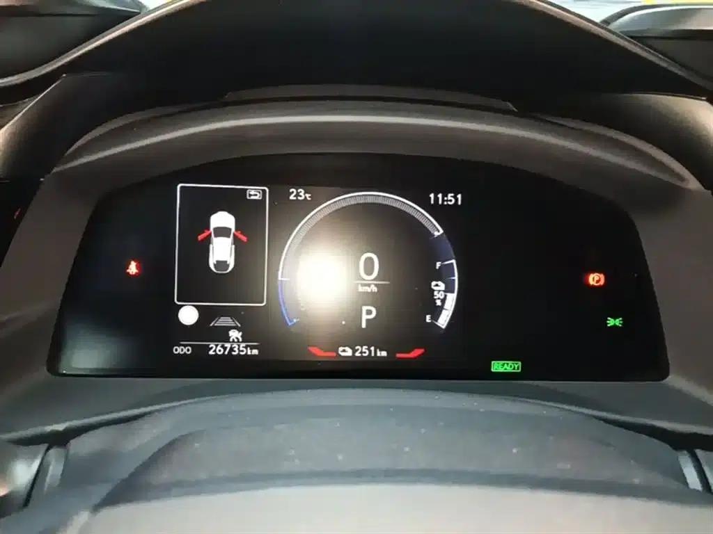 Lexus RZ 2023 450e AWD Luxury Edition — миниатюра 12