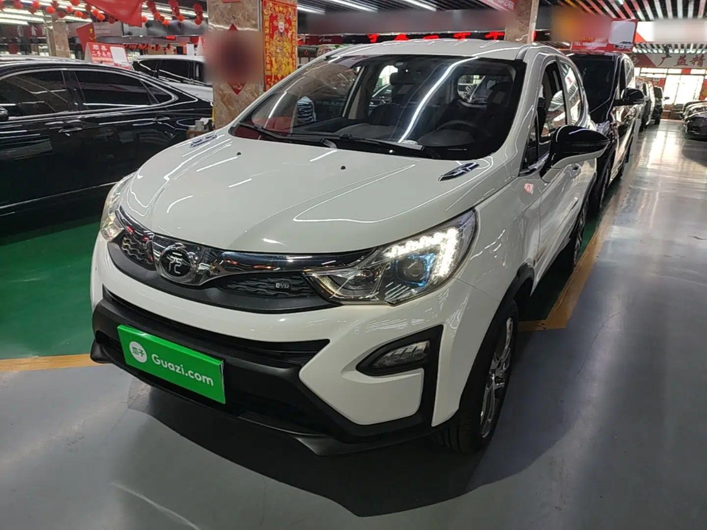 BYD Yuan 2016 1.5L Automatic Luxury Version — миниатюра 1