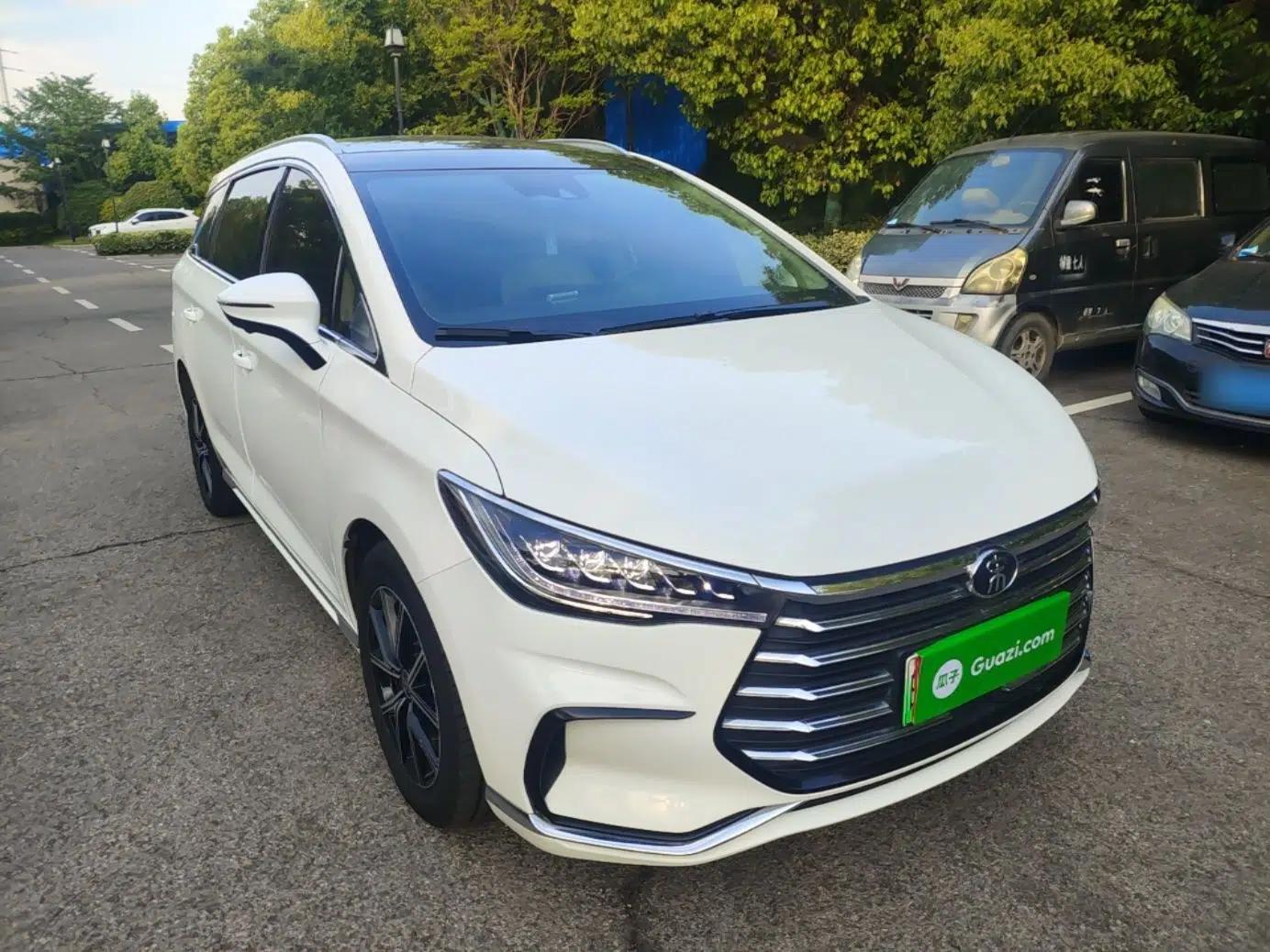 BYD Song MAX New Energy 2022 DM-i 105KM Flagship Model — миниатюра 3