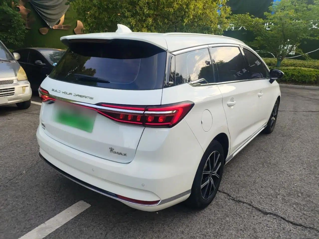 BYD Song MAX New Energy 2022 DM-i 105KM Flagship Model — миниатюра 6