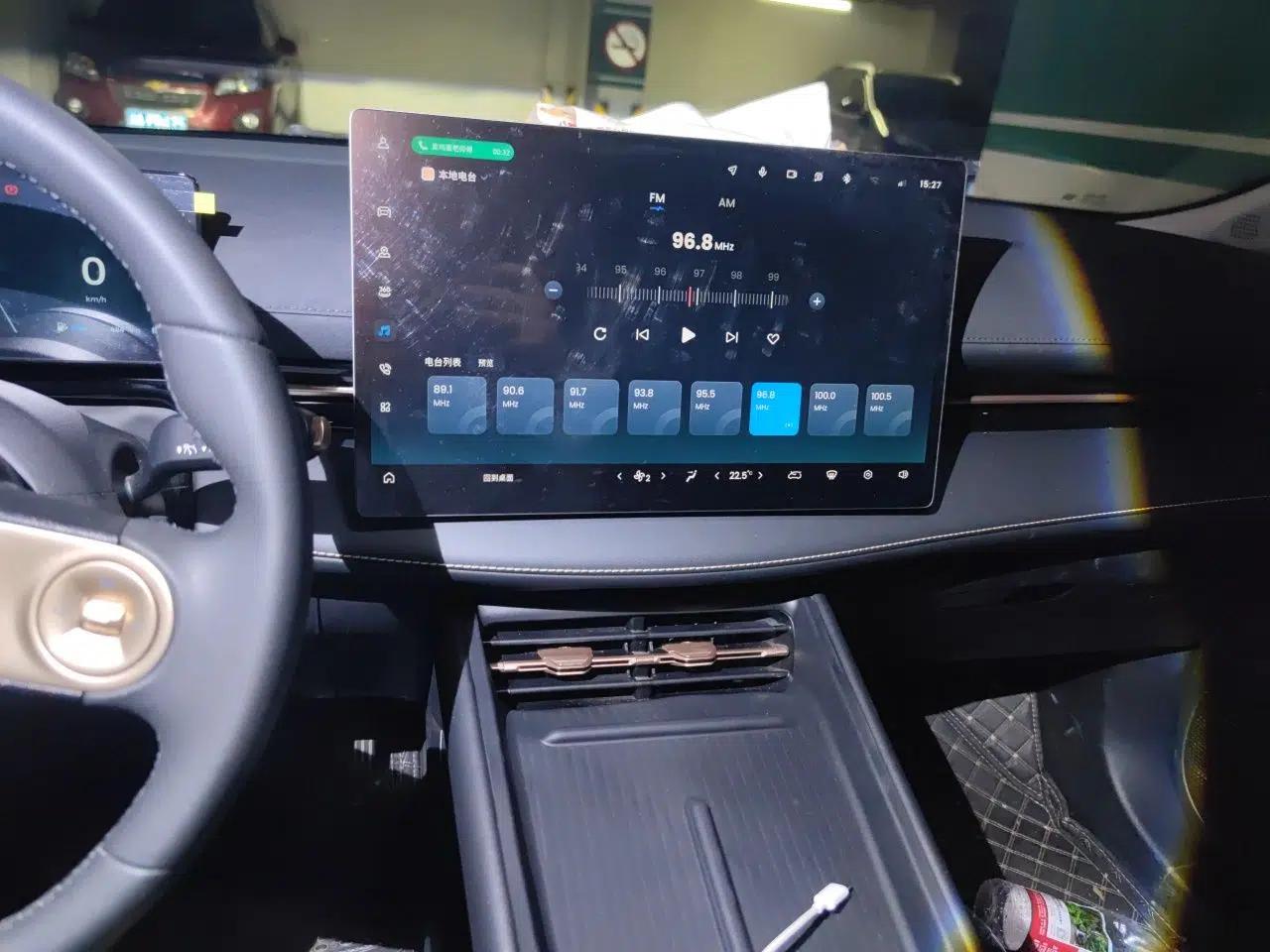 Baojun Yunhai 2024 60km Plug-in Hybrid Version — миниатюра 14