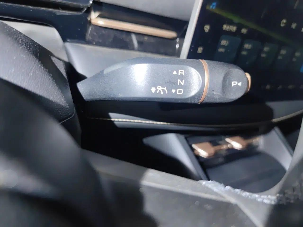 Baojun Yunhai 2024 60km Plug-in Hybrid Version — миниатюра 15