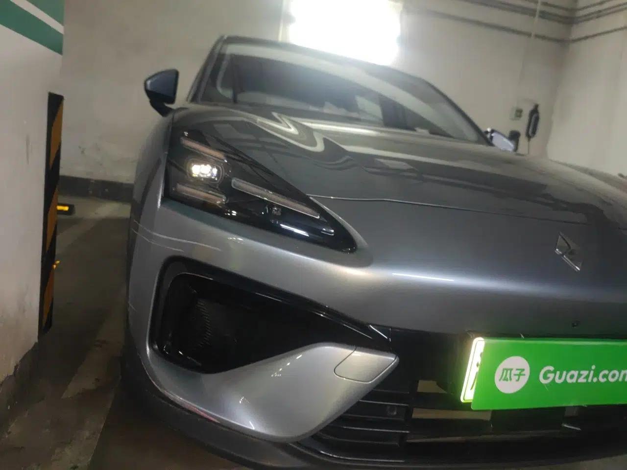 Baojun Yunhai 2024 60km Plug-in Hybrid Version — миниатюра 7