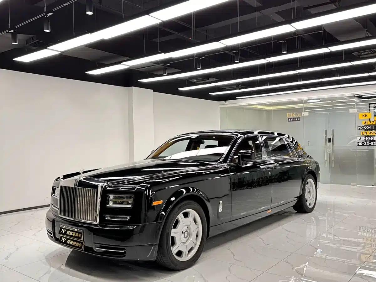 2006 Phantom 6.7L Extended Wheelbase (EWB) — миниатюра 1
