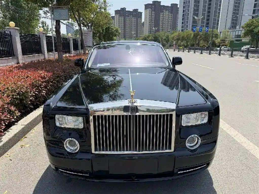 2006 Phantom 6.7L Extended Wheelbase (EWB) — миниатюра 2