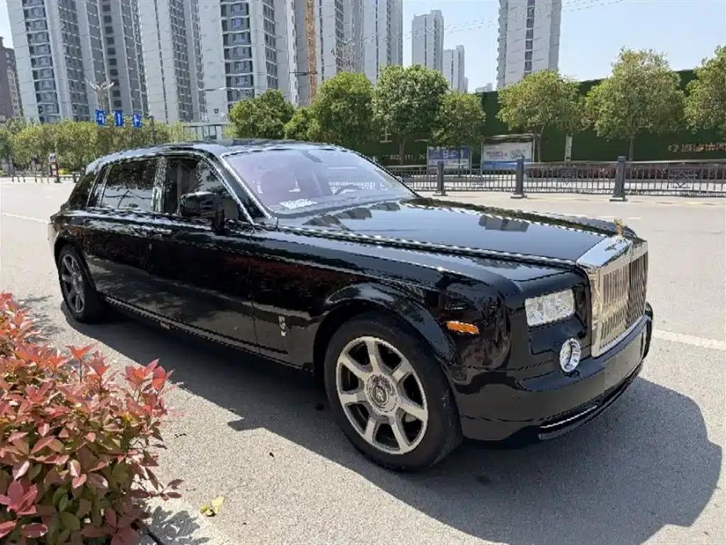 2006 Phantom 6.7L Extended Wheelbase (EWB) — миниатюра 3