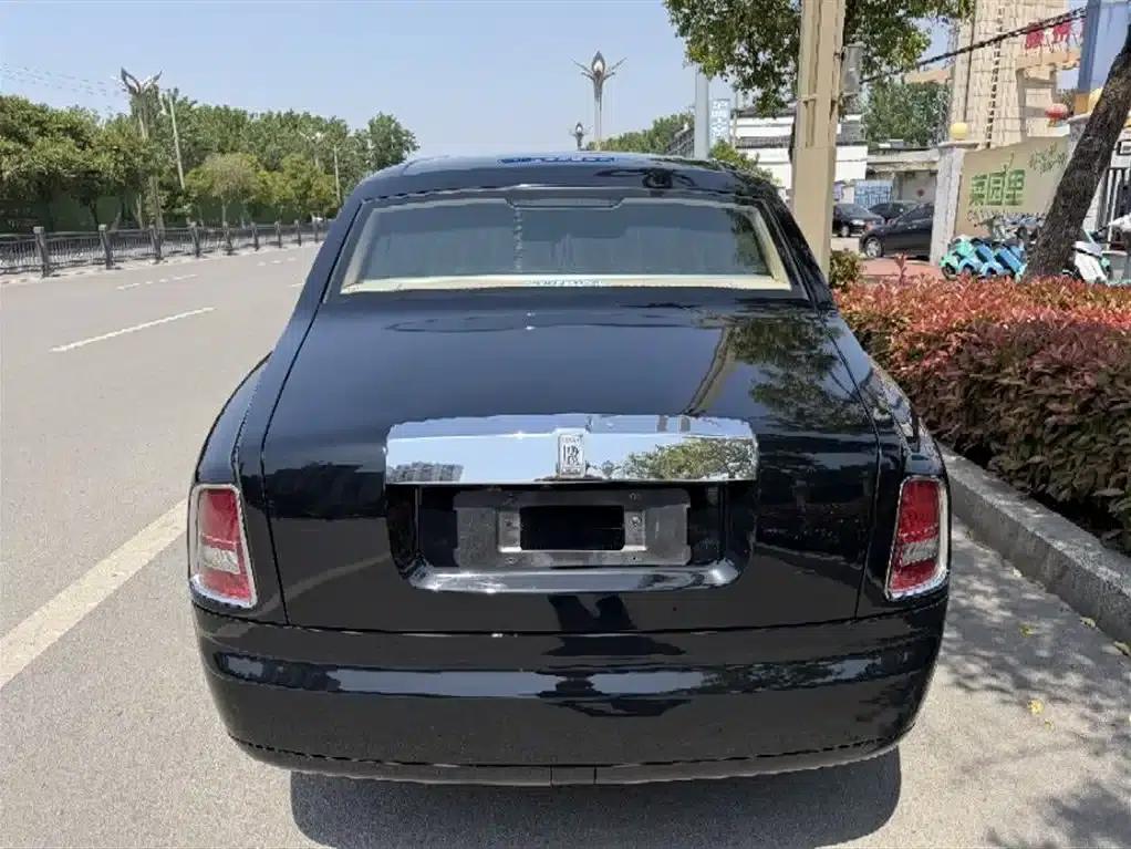 2006 Phantom 6.7L Extended Wheelbase (EWB) — миниатюра 9