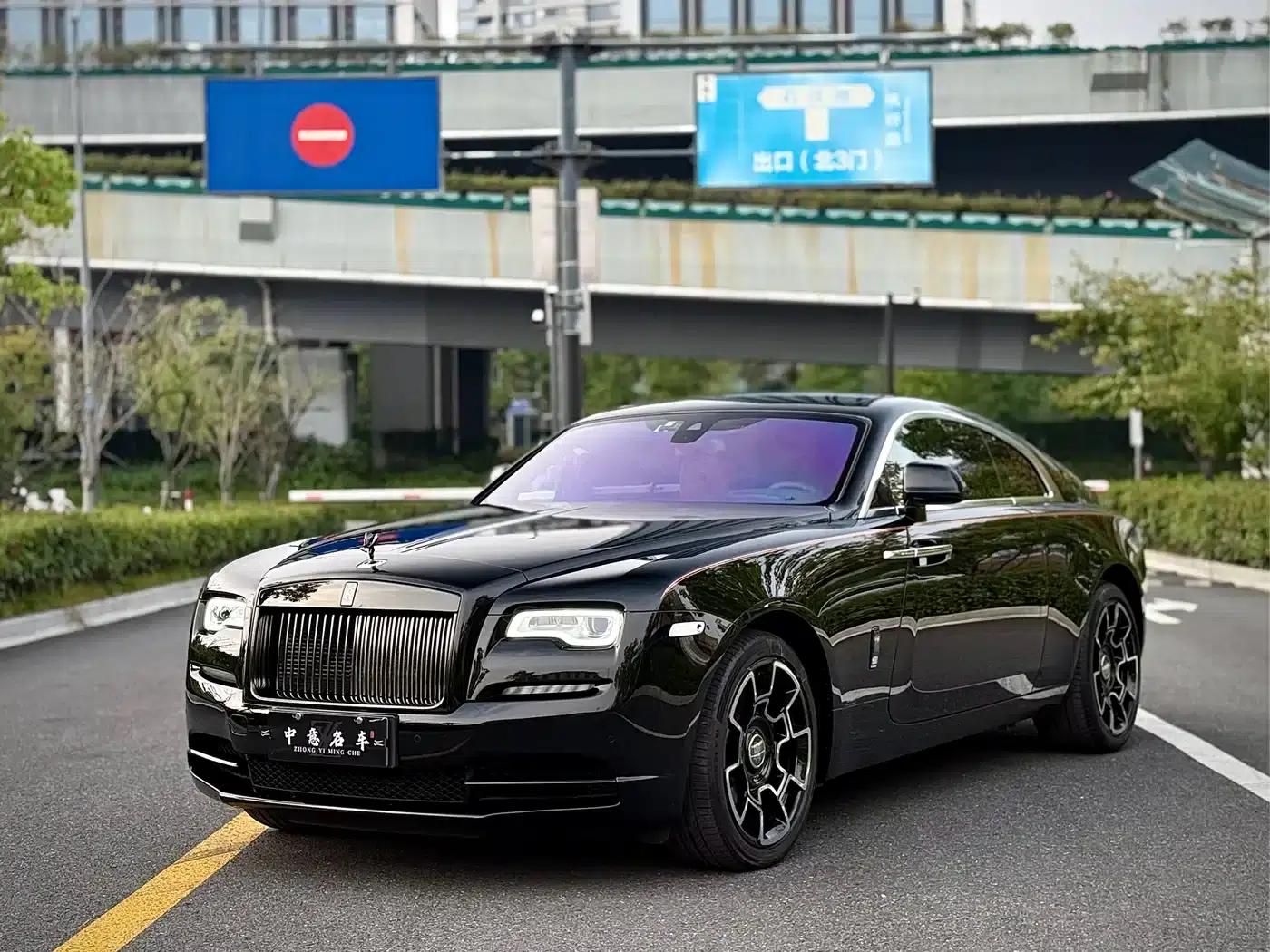 2018 Phantom 6.6T Black Badge — миниатюра 1