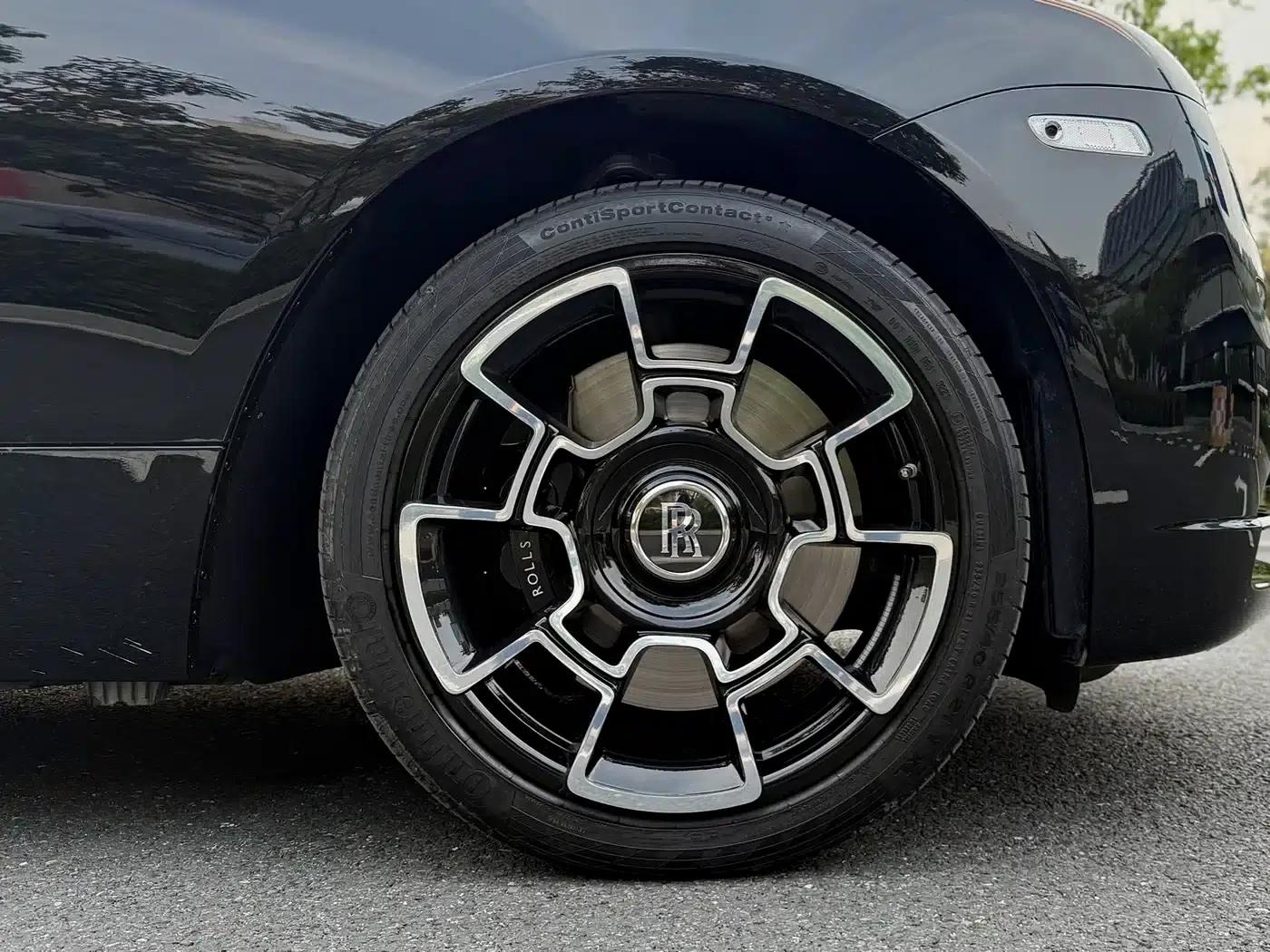 2018 Phantom 6.6T Black Badge — миниатюра 20