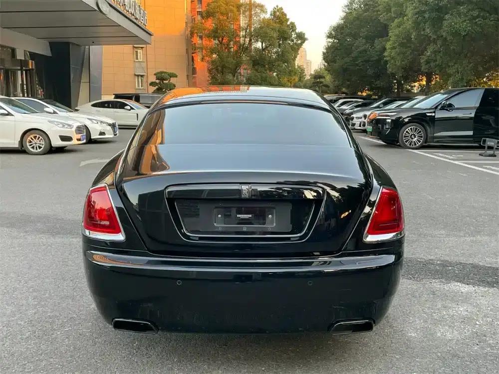2018 Phantom 6.6T Black Badge — миниатюра 31