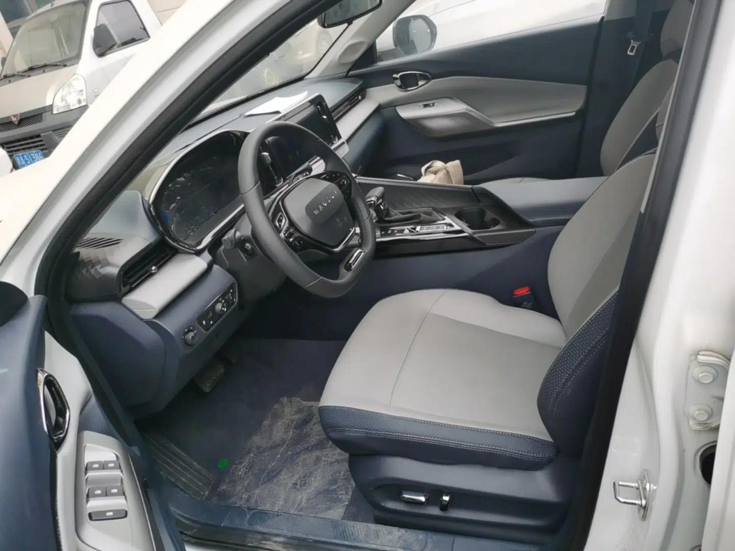 Baojun RC-5 2020 1.5T CVT Smart Shine Prestige Edition — миниатюра 18
