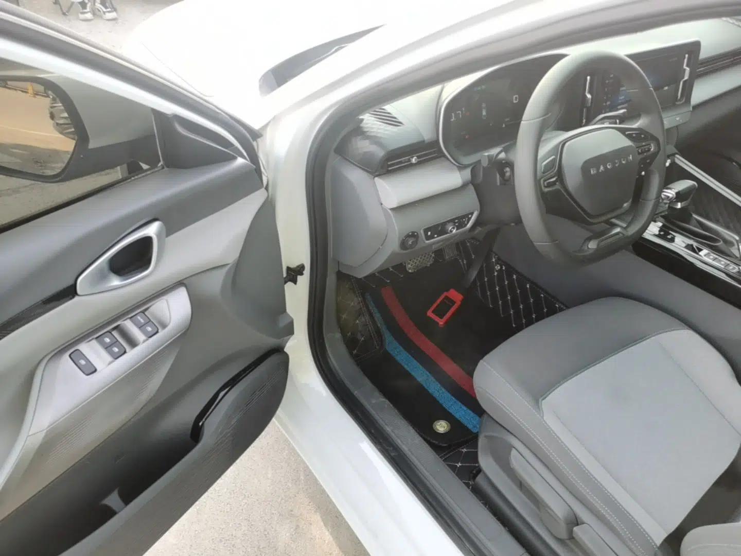 Baojun RC-5 2020 1.5L CVT Smart Elite Edition — миниатюра 19