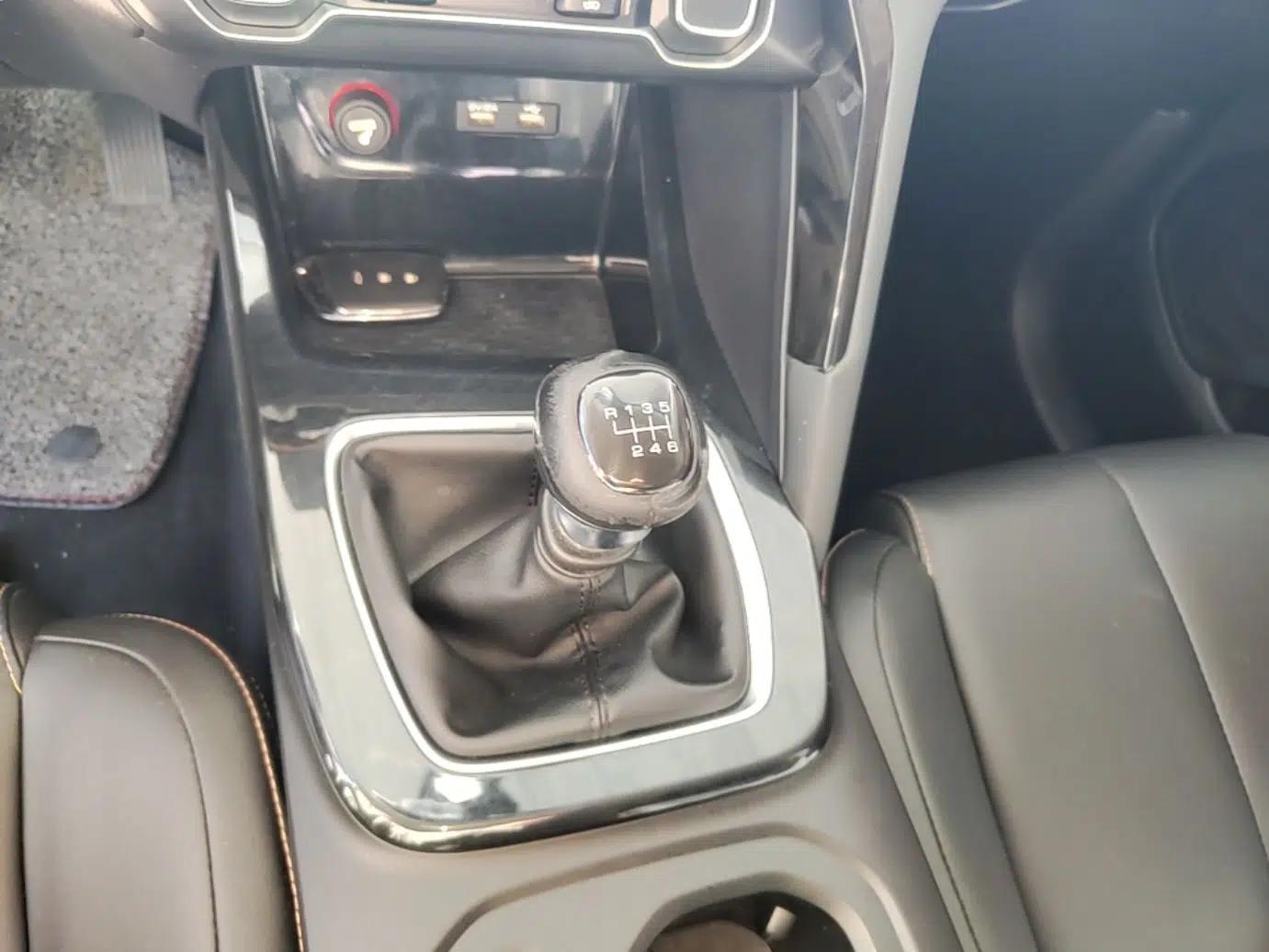 Baojun RS-5 2019 1.5T Manual Super Connected Luxury Edition China VI — миниатюра 17