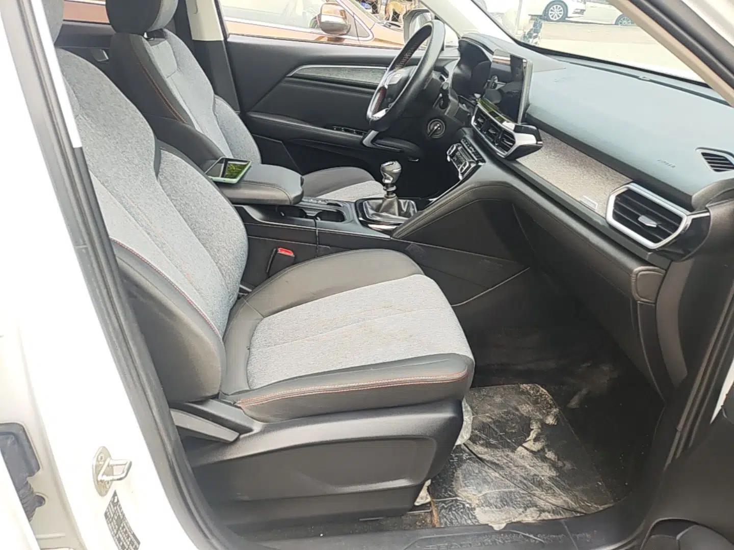 Baojun RS-5 2019 1.5T Manual Super Connectivity Version China VI — миниатюра 23