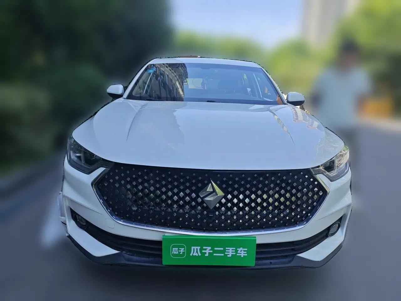 Baojun RC-6 2019 1.5T Manual 24-Hour Online Luxury Version — миниатюра 2