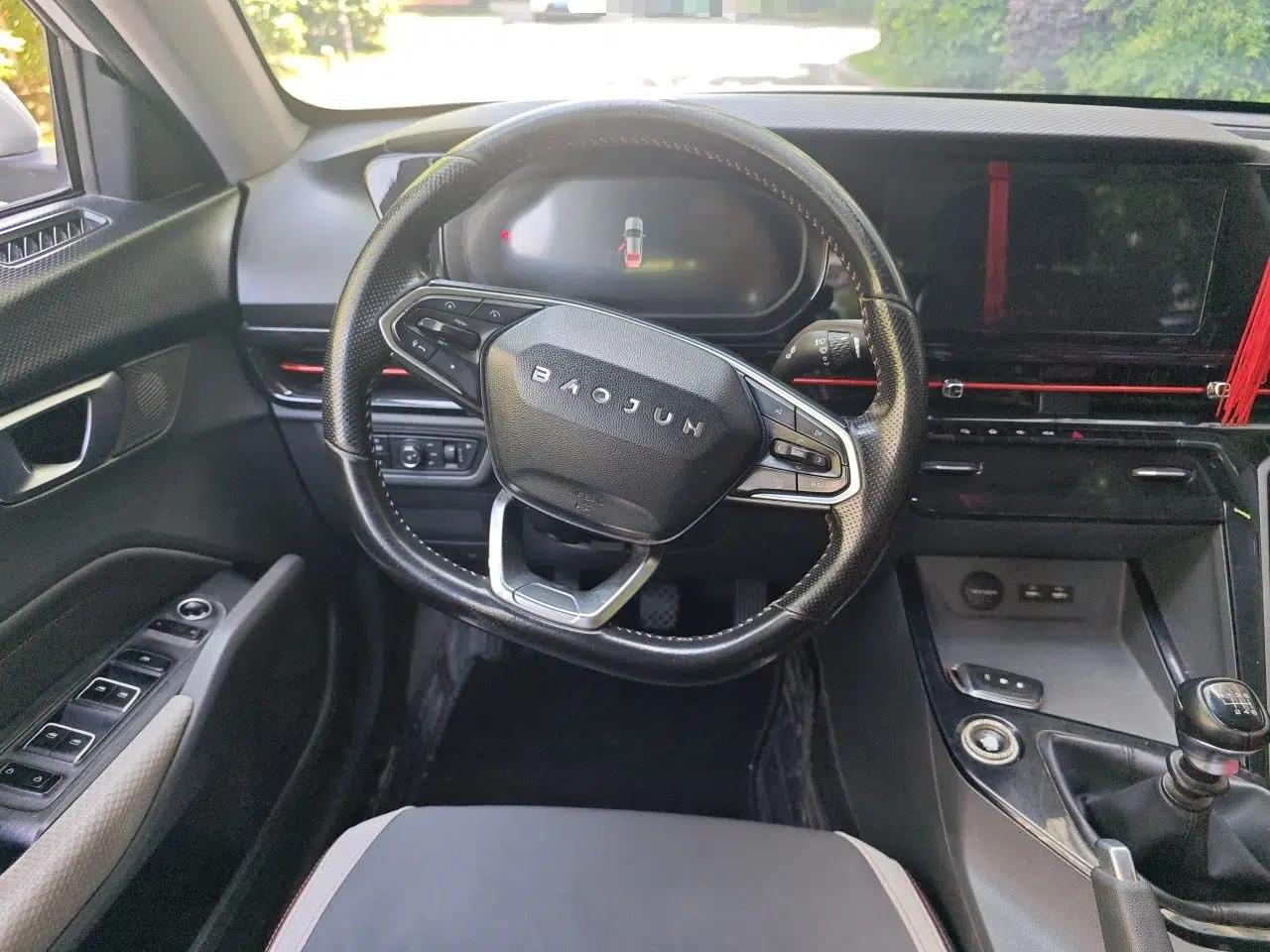 Baojun RC-6 2019 1.5T Manual 24-Hour Online Luxury Version — миниатюра 11