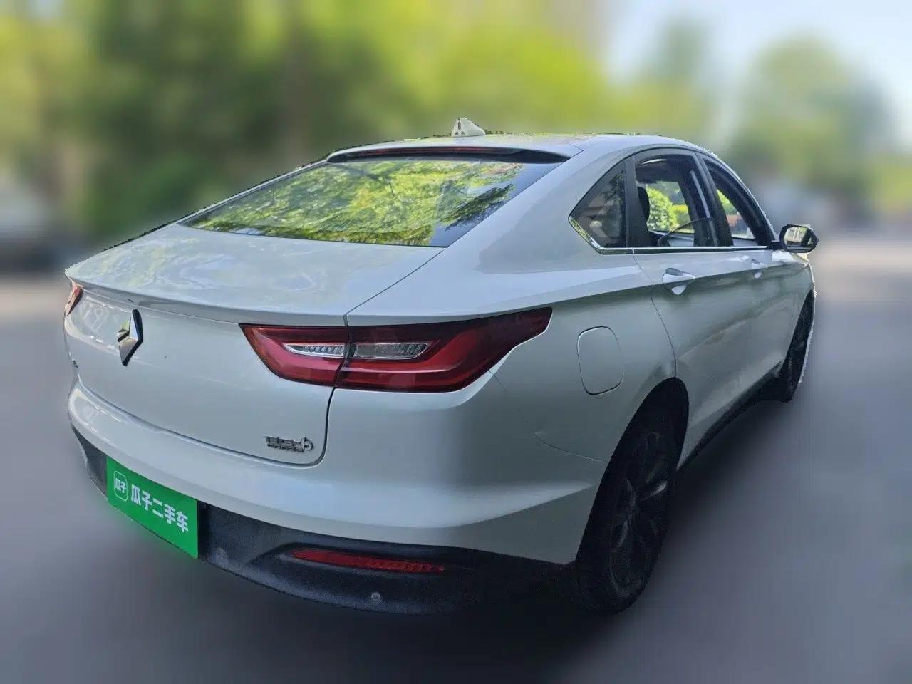 Baojun RC-6 2019 1.5T Manual 24-Hour Online Luxury Version — миниатюра 6