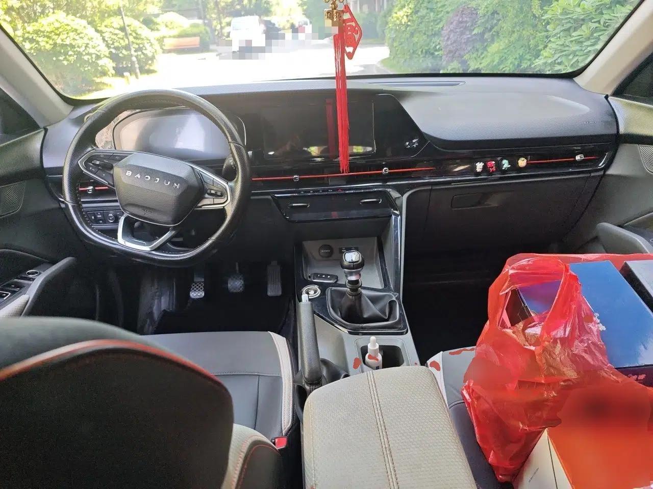 Baojun RC-6 2019 1.5T Manual 24-Hour Online Luxury Version — миниатюра 10