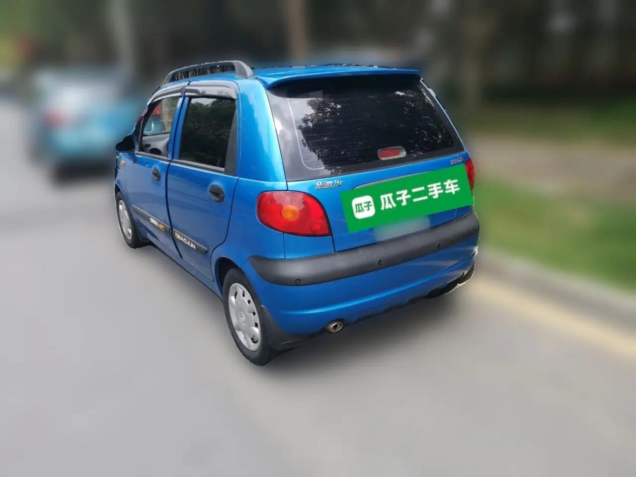 Baojun Lechi 2012 Revised 1.0L Manual P-TEC Standard Edition — миниатюра 4