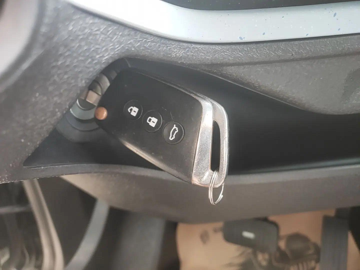 Baojun E300 2020 Star Travel Edition — миниатюра 22