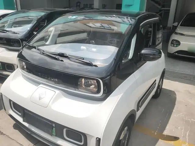 Baojun E300 2020 Star Travel Edition