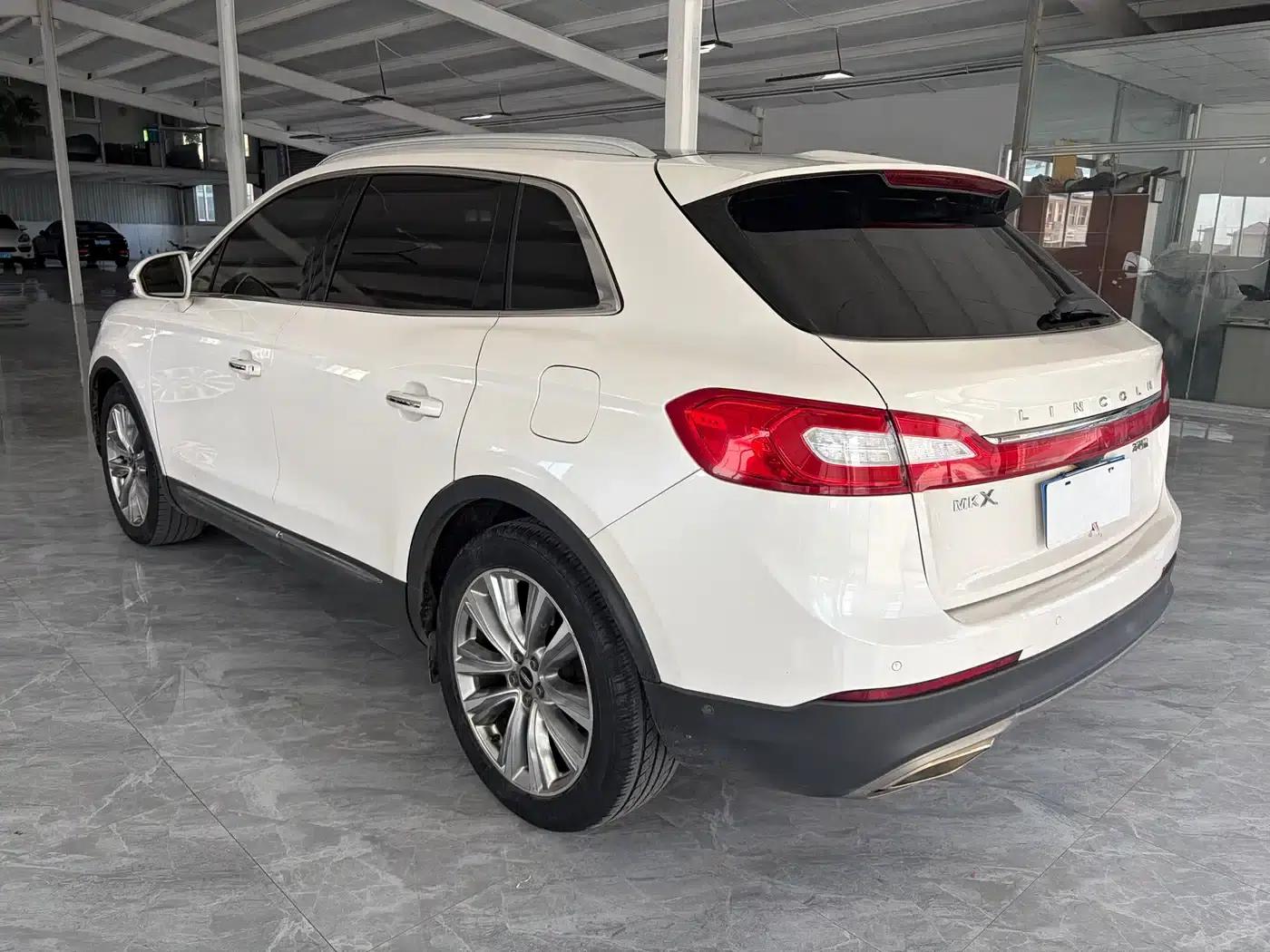 Lincoln MKX 2015 2.7T AWD Premium Edition — миниатюра 4