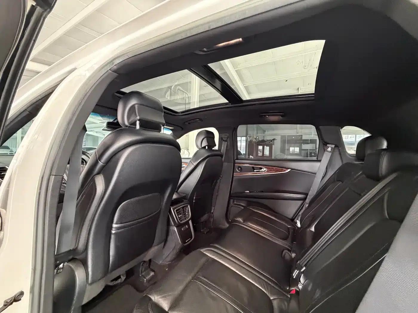 Lincoln MKX 2015 2.7T AWD Premium Edition — миниатюра 8