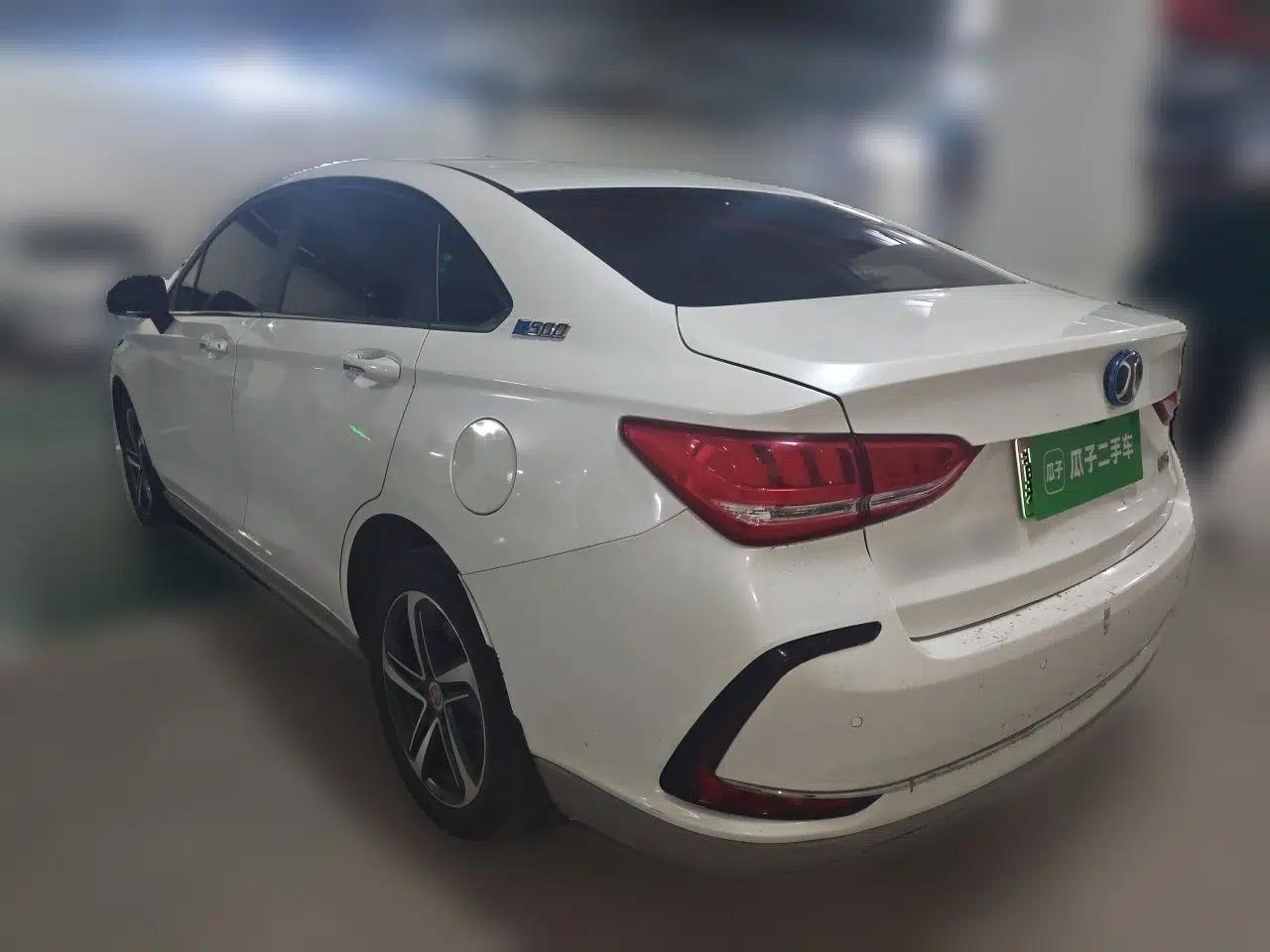 BAIC Beijing EU5 2018 R500 Smart Wind Edition — миниатюра 4